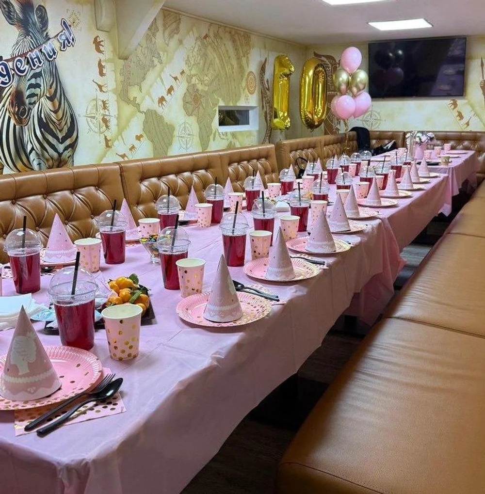 Две уникальные комнаты для праздников